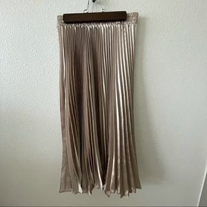 Champagne satin pleated midi skirt worn once